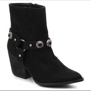 Coconuts by Matisse Western Bootie